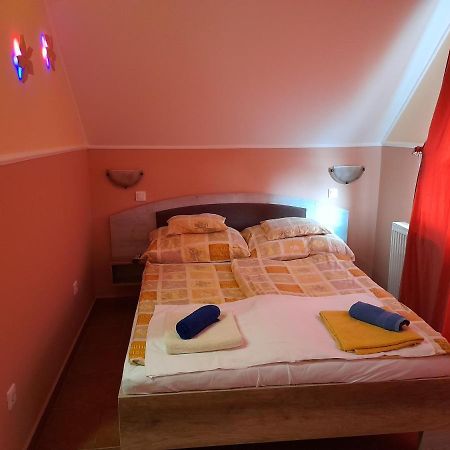 Andrea Apartman Hajdúszoboszló Екстериор снимка