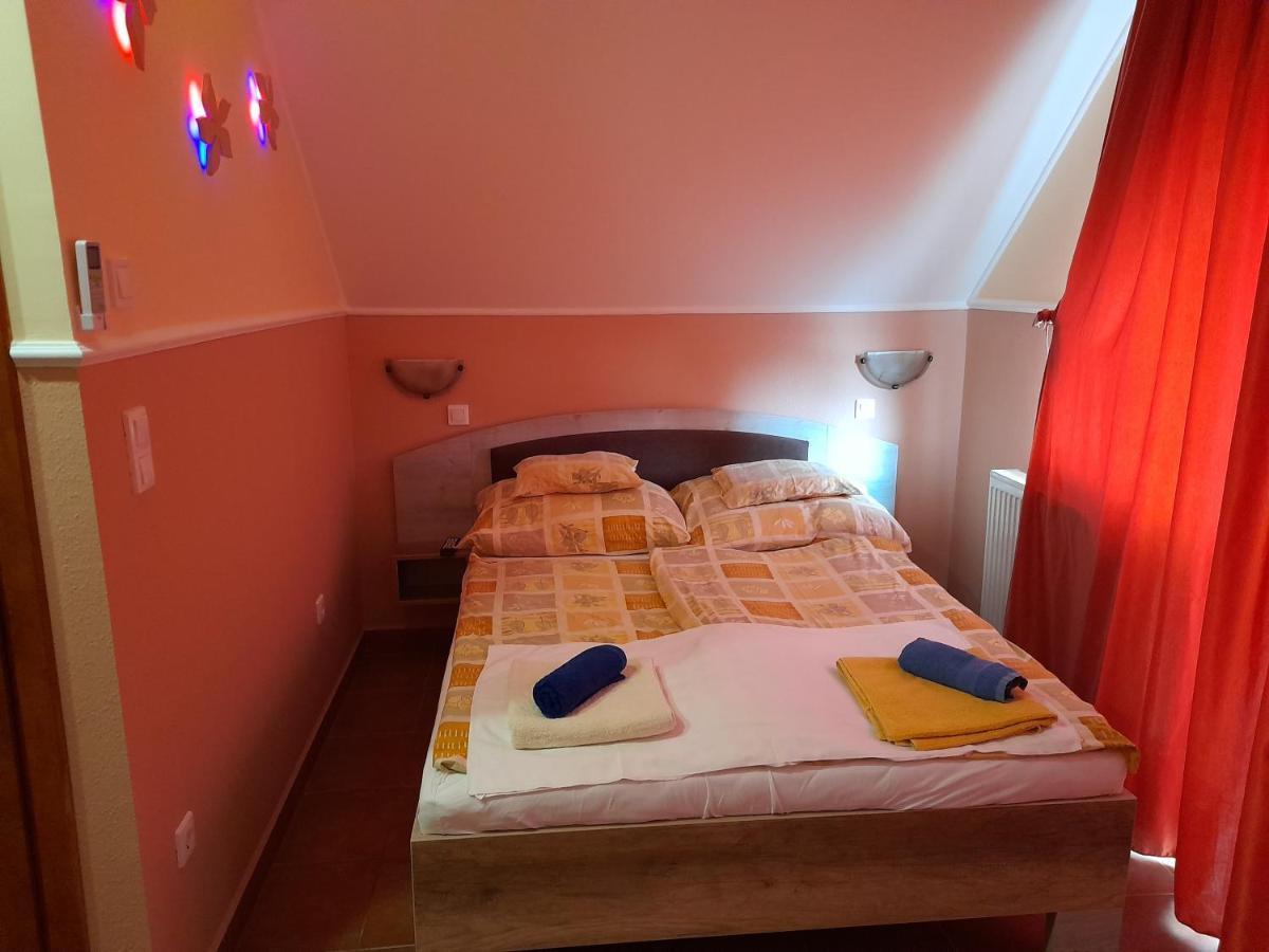 Andrea Apartman Hajdúszoboszló Екстериор снимка