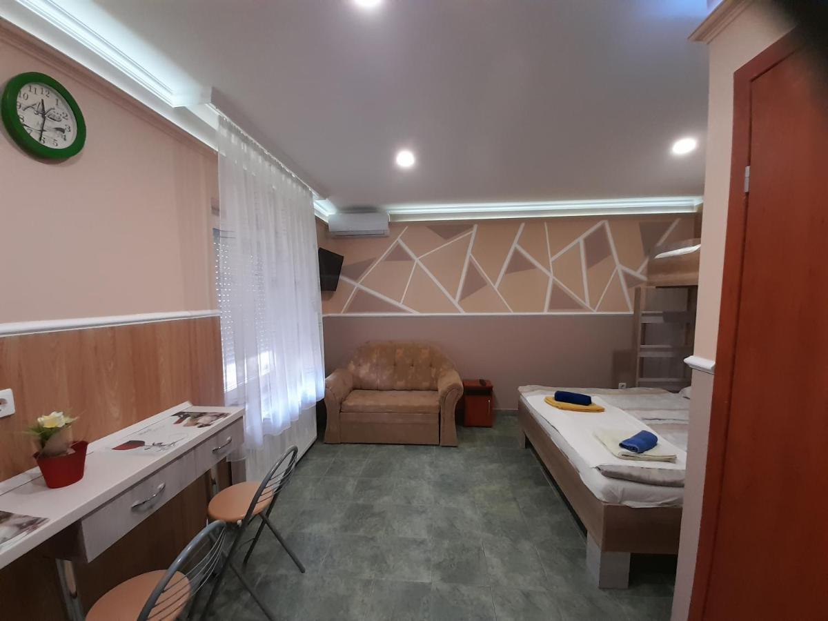 Andrea Apartman Hajdúszoboszló Екстериор снимка