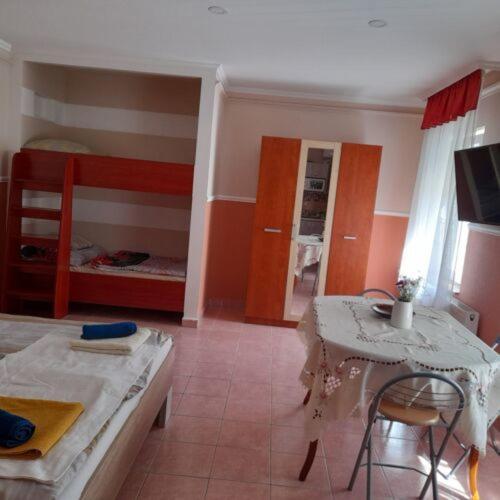 Andrea Apartman Hajdúszoboszló Екстериор снимка